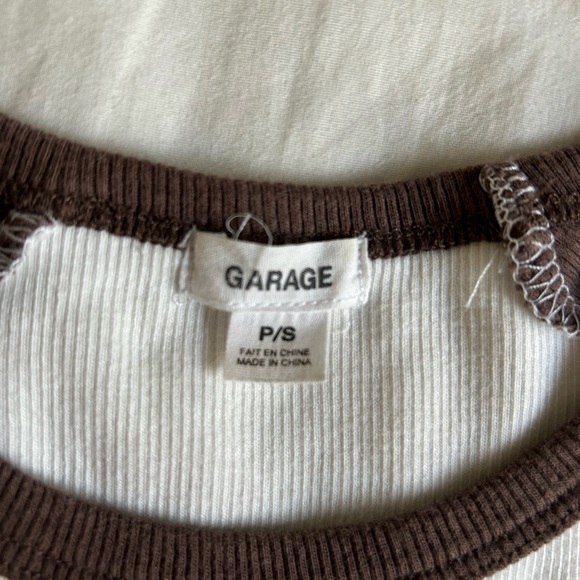 Garage cropped graphic tee - Picture 3 of 3